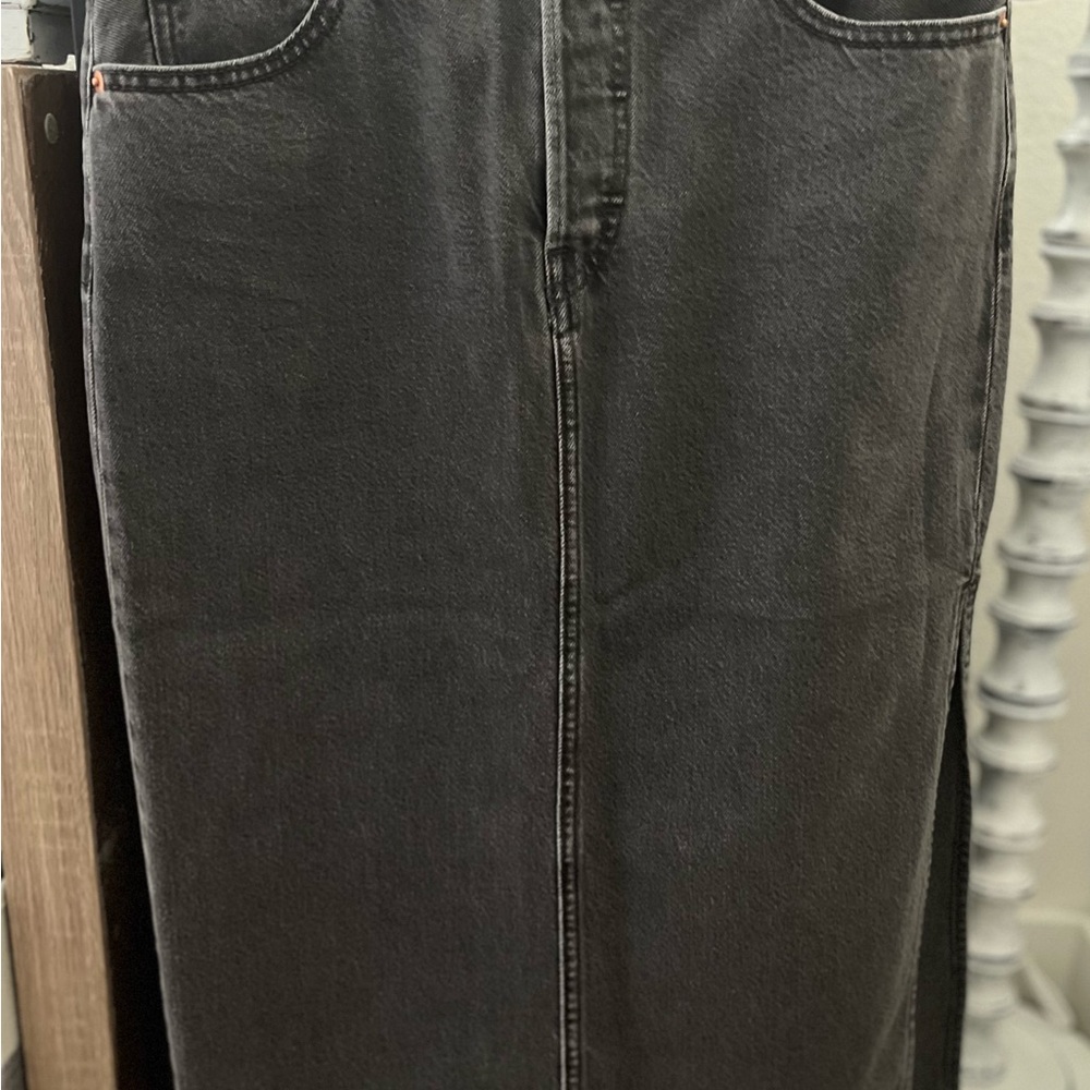 Levi's Black Straight Jeans Timeless Design